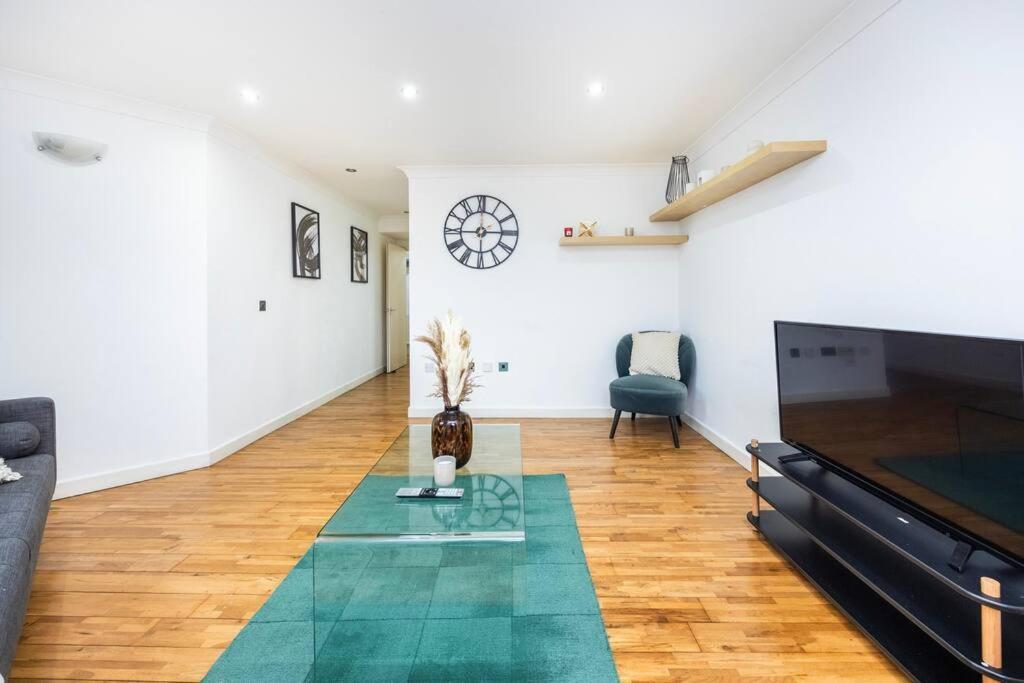 Apartment Stylish 2 Bedroom Haven By Liverpool Street