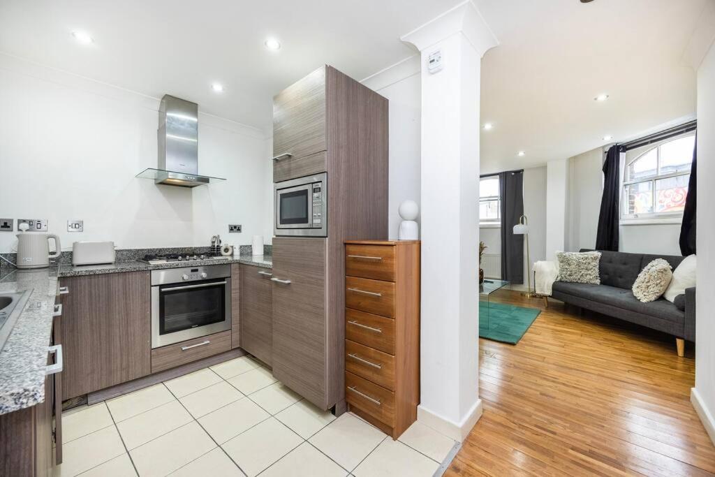 Stylish 2 Bedroom Haven By Liverpool Street * London