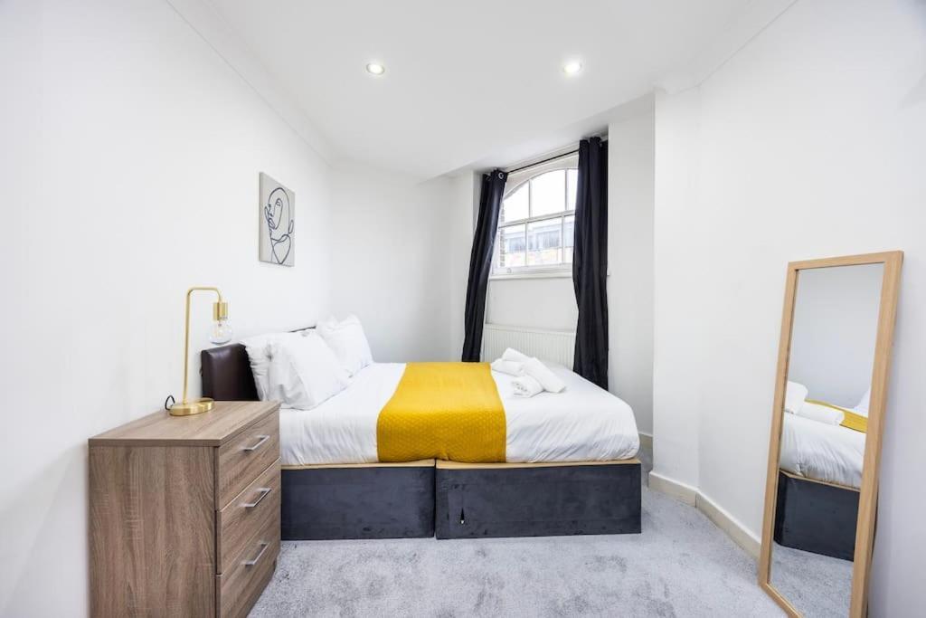Stylish 2 Bedroom Haven By Liverpool Street