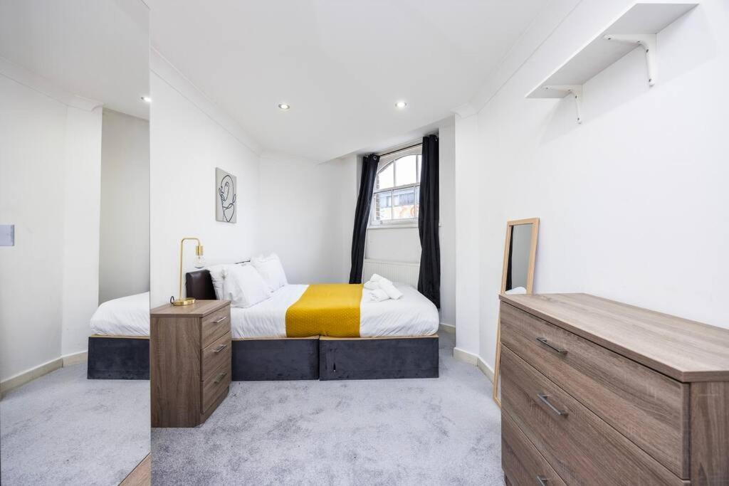 Stylish 2 Bedroom Haven By Liverpool Street