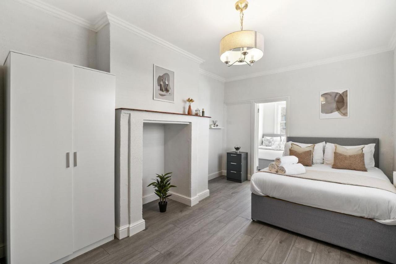 Apartment Fantastic By Livestay Short Lets & Serviced London, Chiswick With Free Parking London