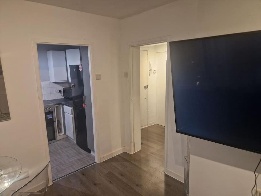 Modern Cozy One Bedroom Flat *