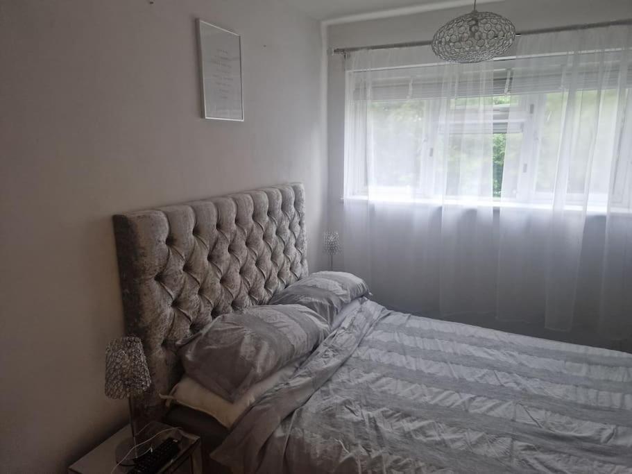 Modern Cozy One Bedroom Flat * London