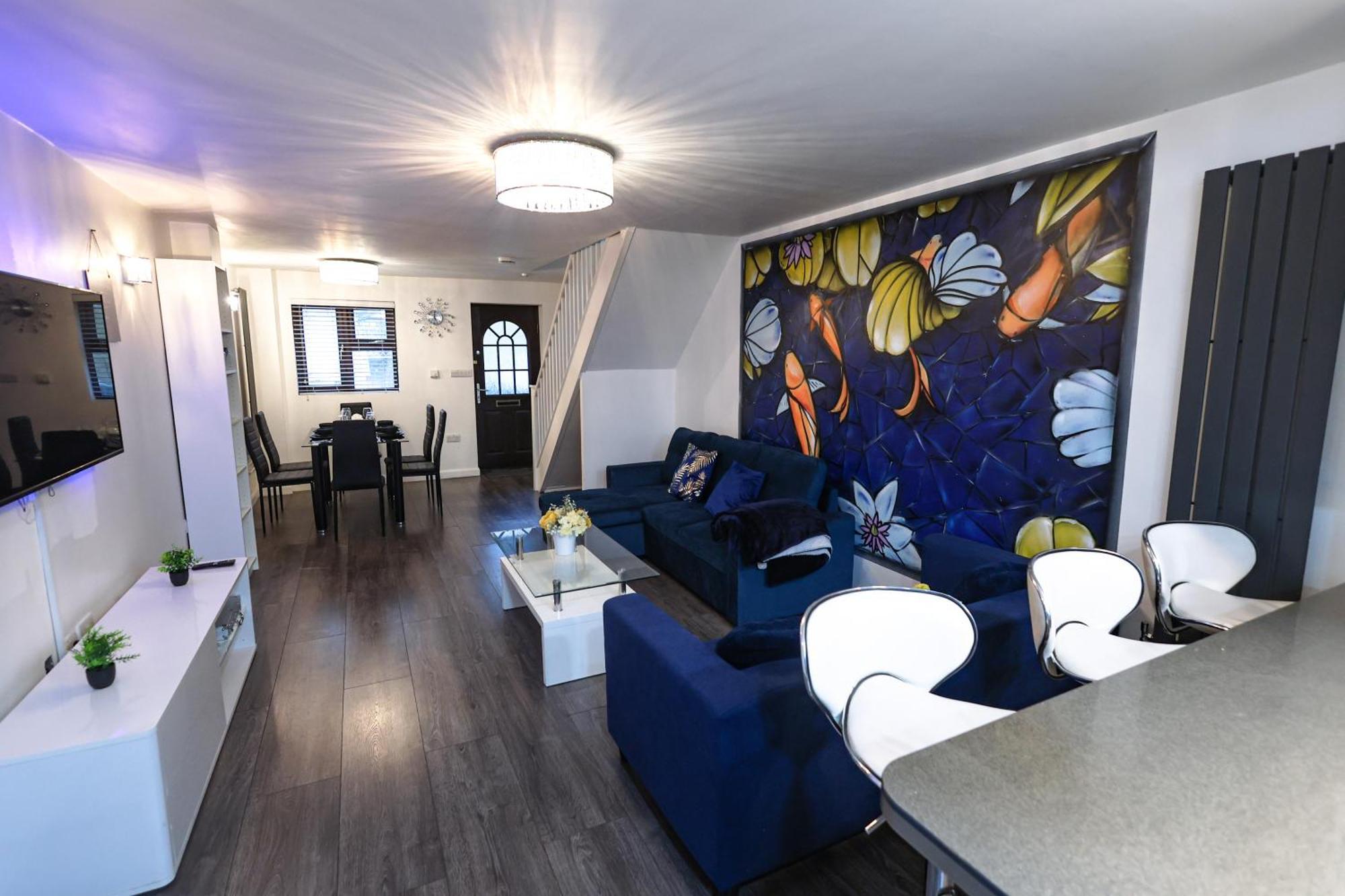The Heart Of Brick Lane, Sleeps 7! Londen