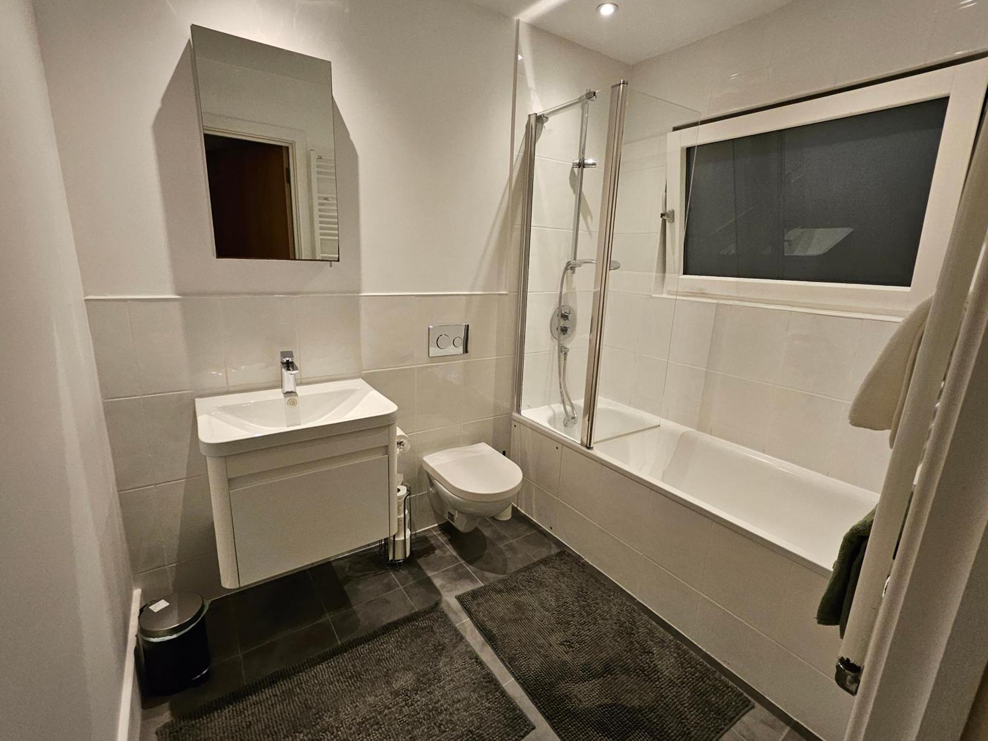 Fomo House Apartment