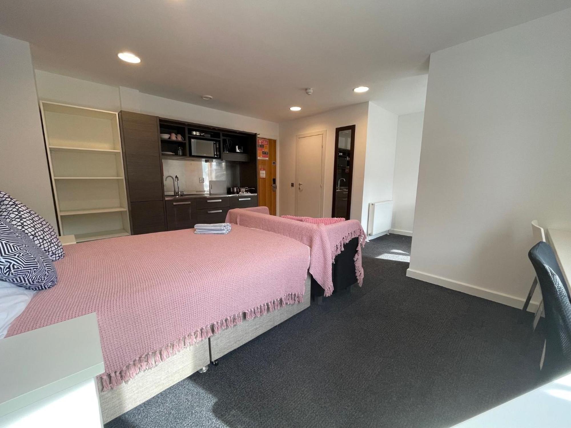 Stuhomes - Arundel House * London