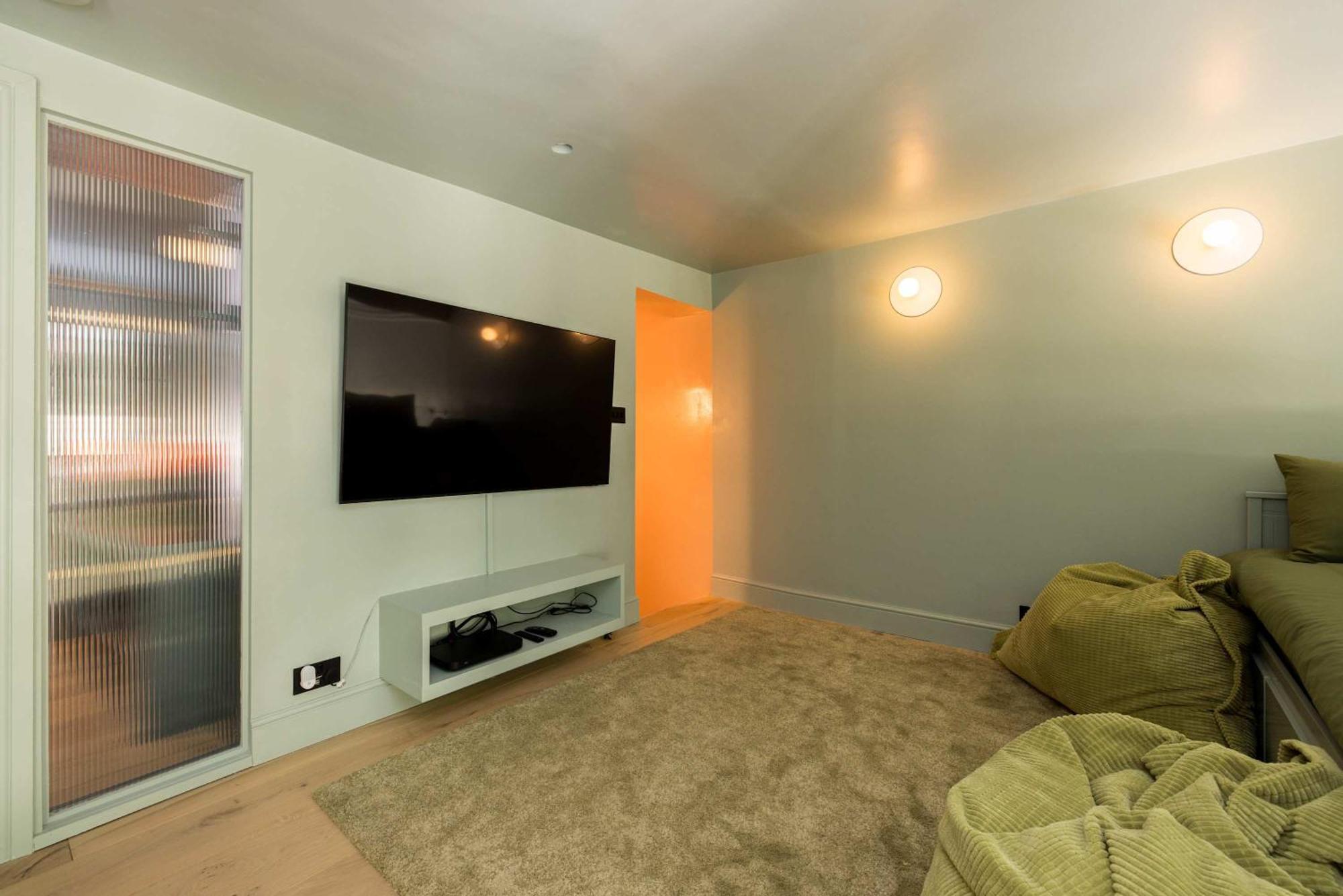 Beautiful Paddington Loft-style London