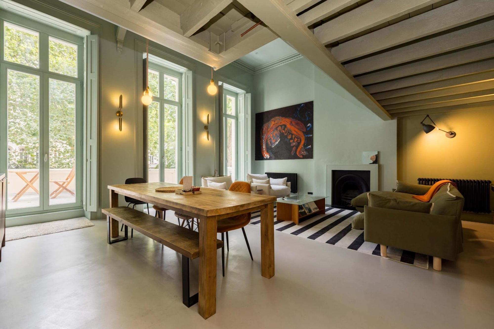Beautiful Paddington Loft-style Apartment *