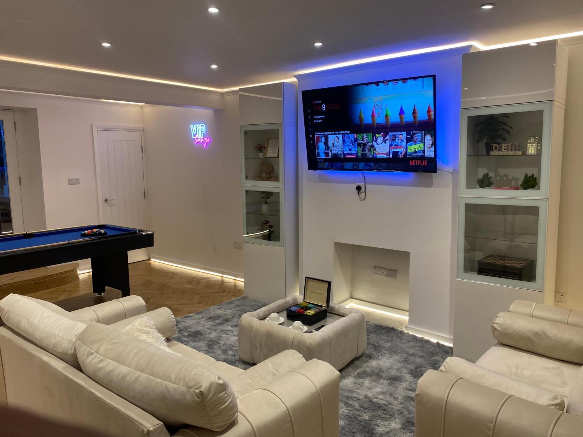 Stylish 2-bedroom Getaway In The Heart Of Chelsea Apartment London