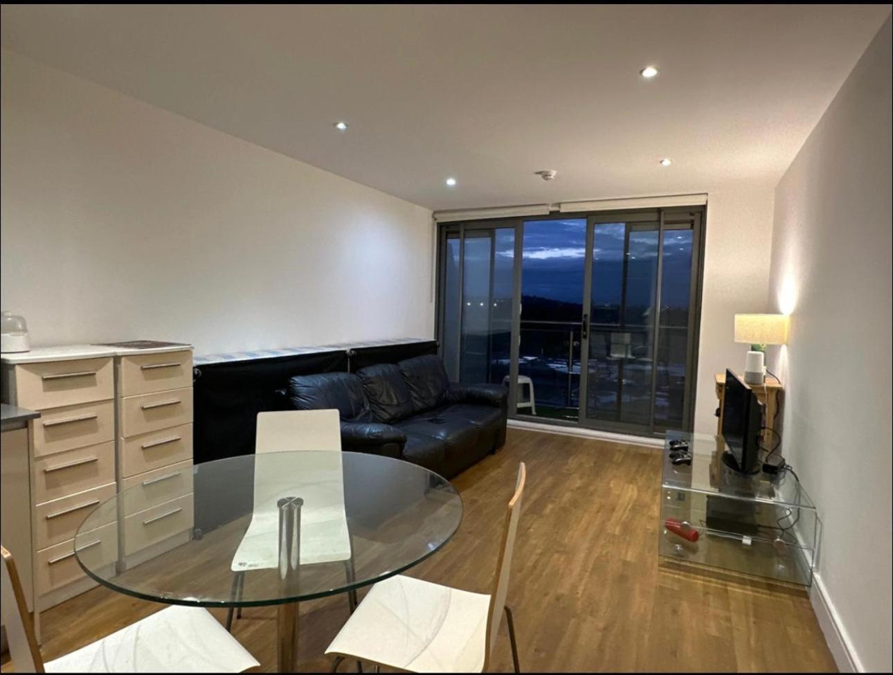 The Wembley Escape, Modern Stays, Big City Vibes Privatunterkunft *