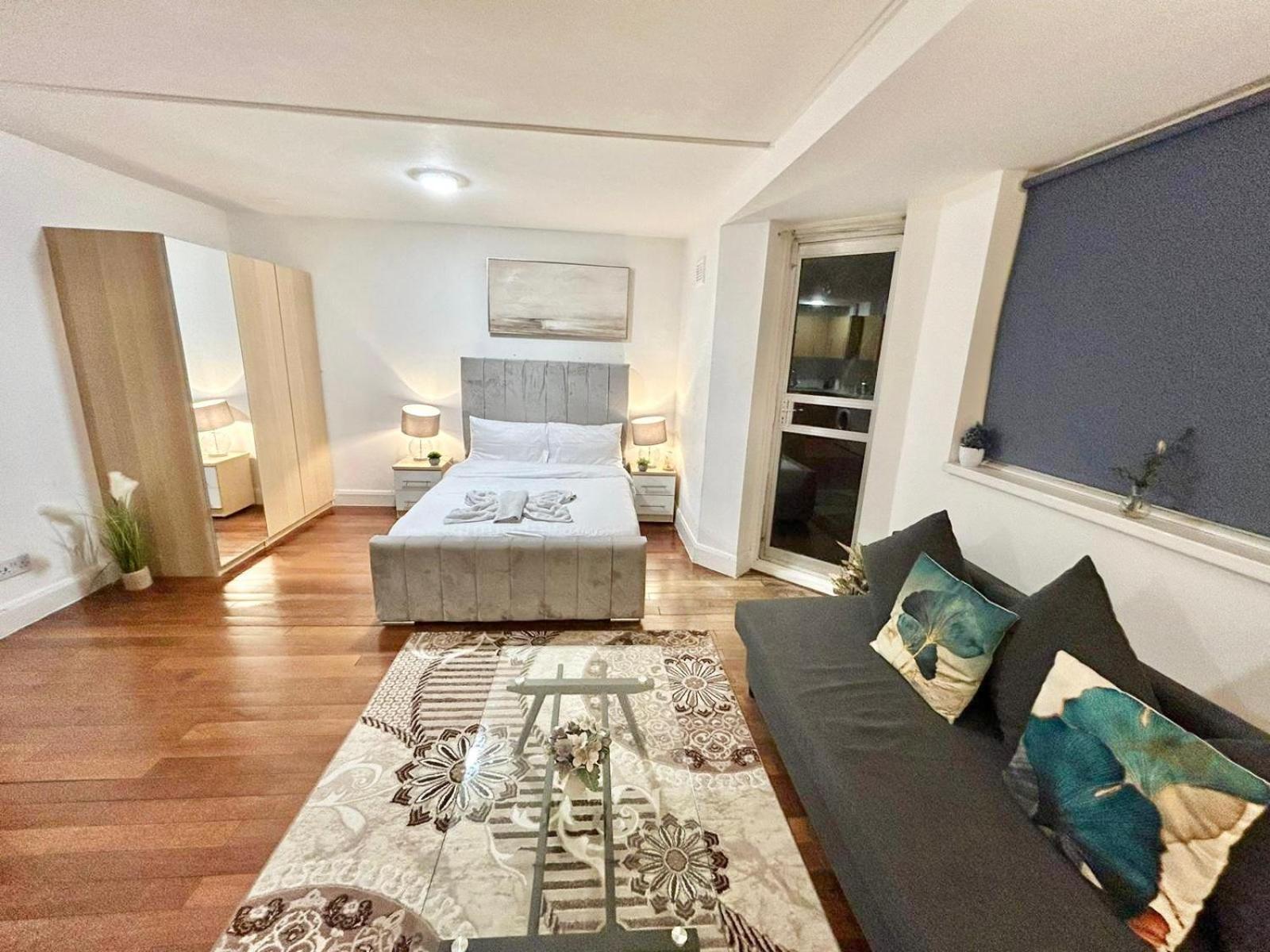 Comfortable Family Near Kensington Leilighet