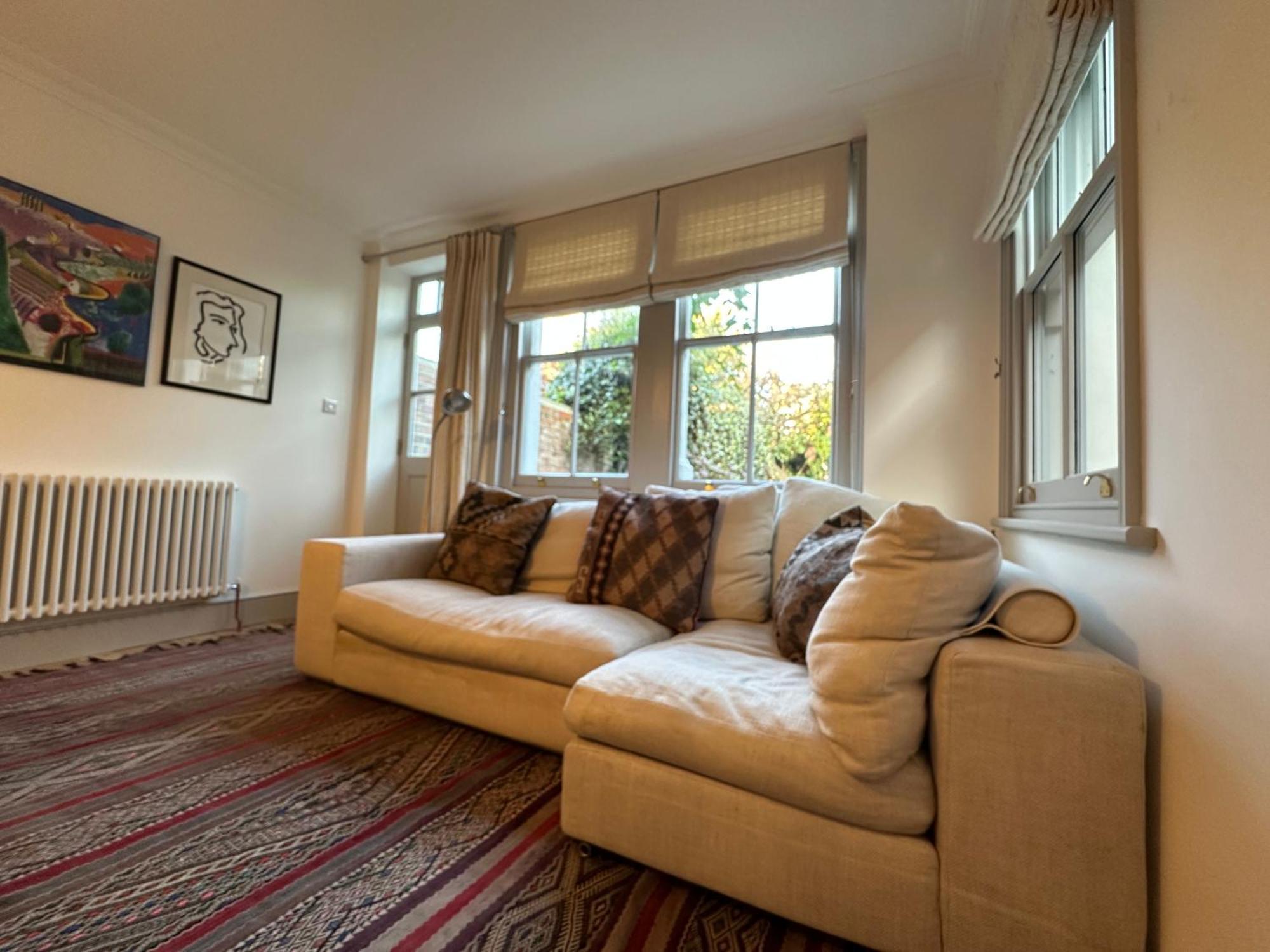 2 Bed Luxe Garden Apartment