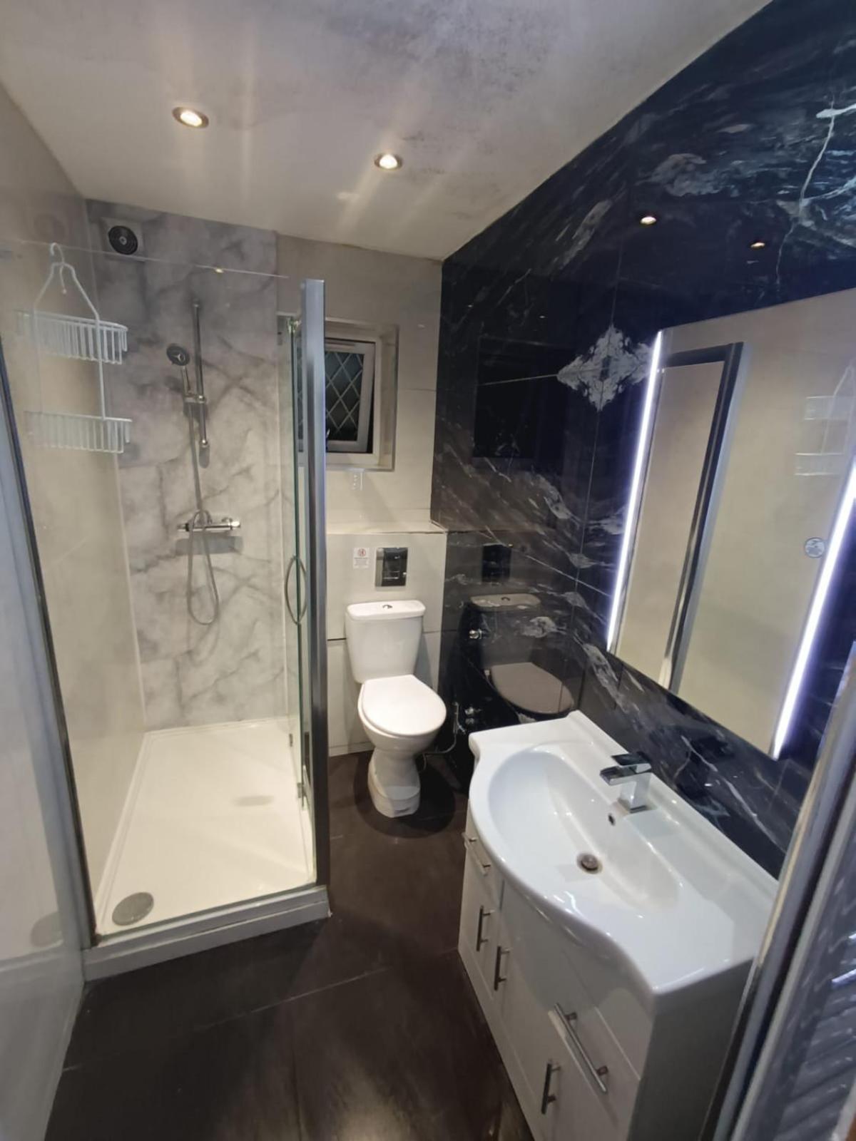Wembley Private Gjestgiverier *