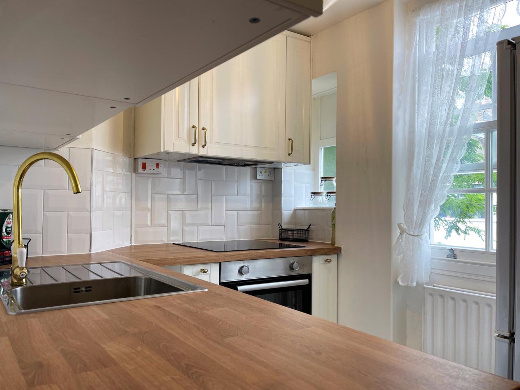Harper's Place Near Kings Cross - 2 Double Beds, 1 Sofa Bed, Great Location, Ideal For Families Leilighet