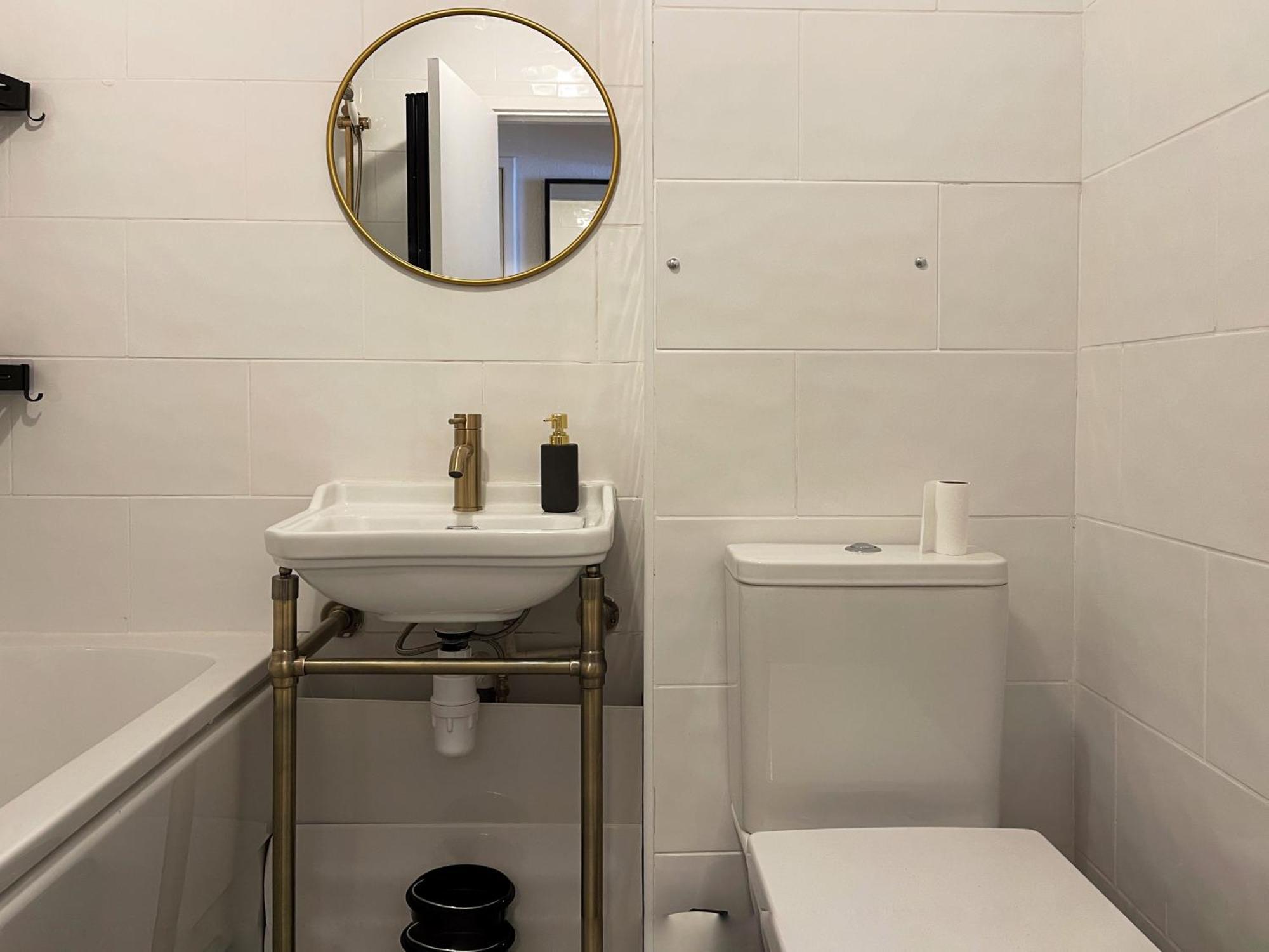 Leilighet Harper's Place Near Kings Cross - 2 Double Beds, 1 Sofa Bed, Great Location, Ideal For Families