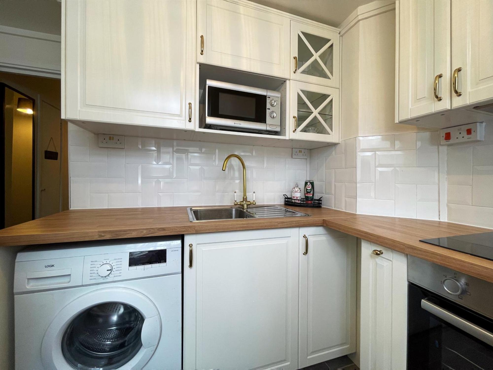 Leilighet Harper's Place Near Kings Cross - 2 Double Beds, 1 Sofa Bed, Great Location, Ideal For Families London