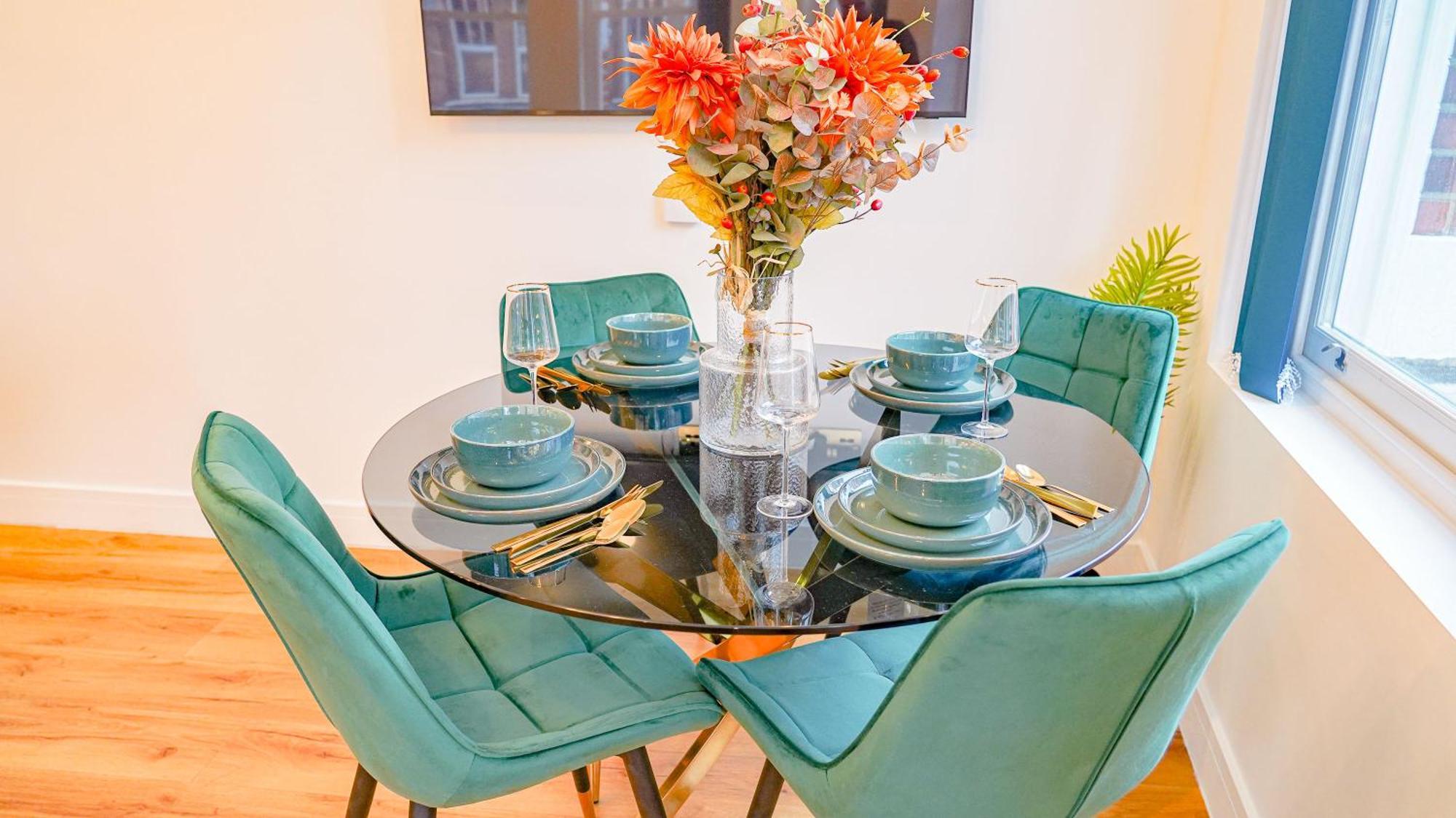 Apartment New Luxurious Stunning Block In