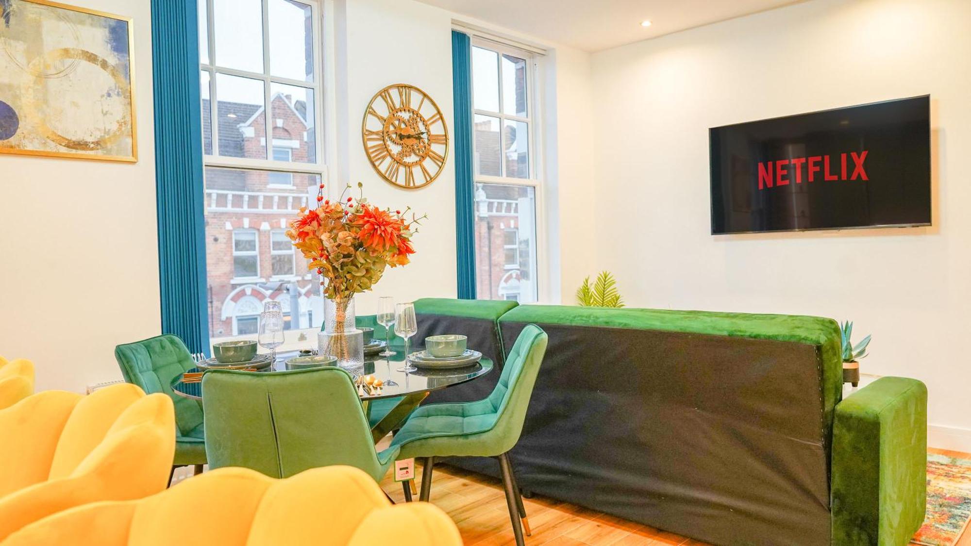 New Luxurious Stunning Block In * London