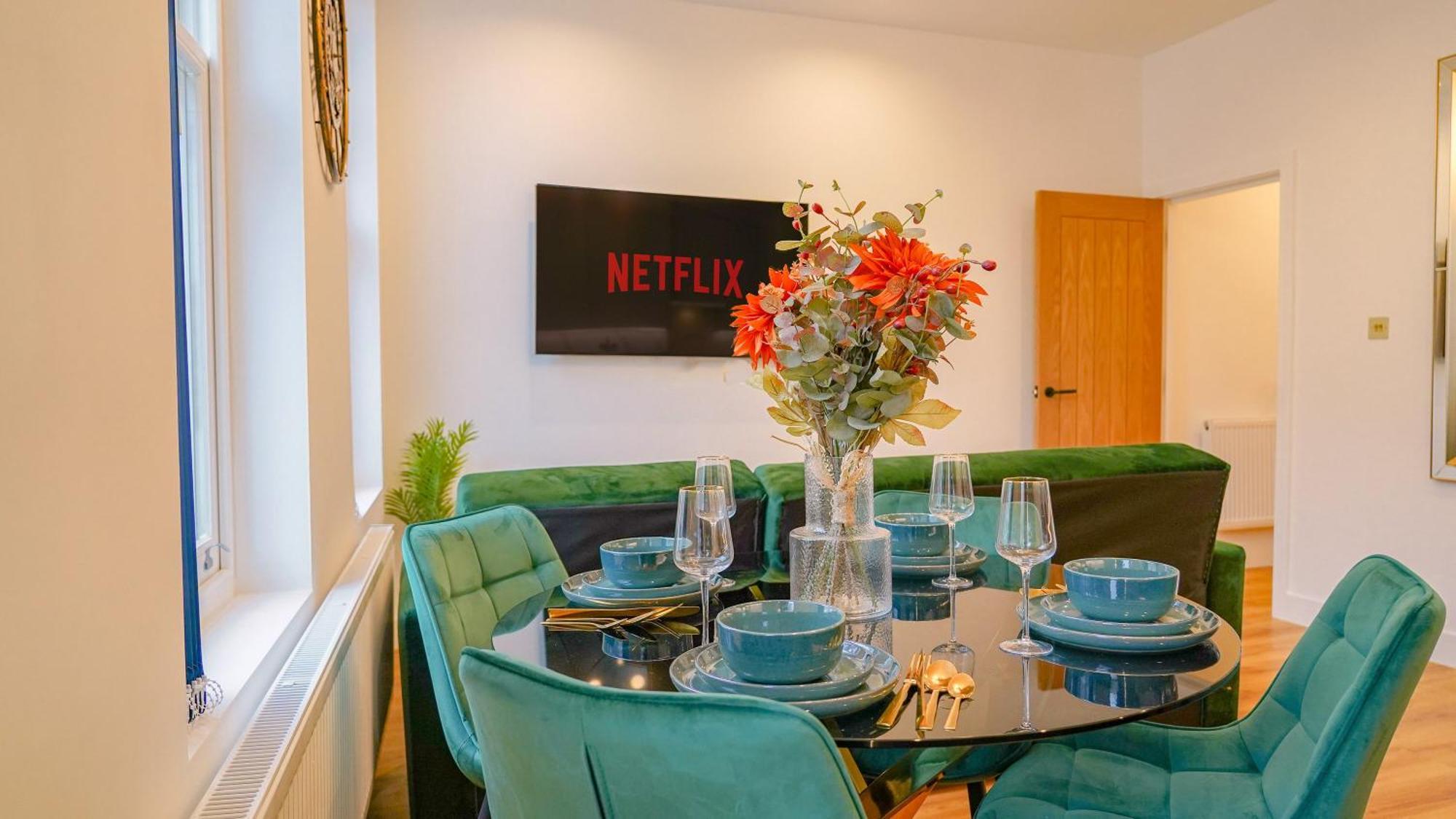 New Luxurious Stunning Block In Apartment