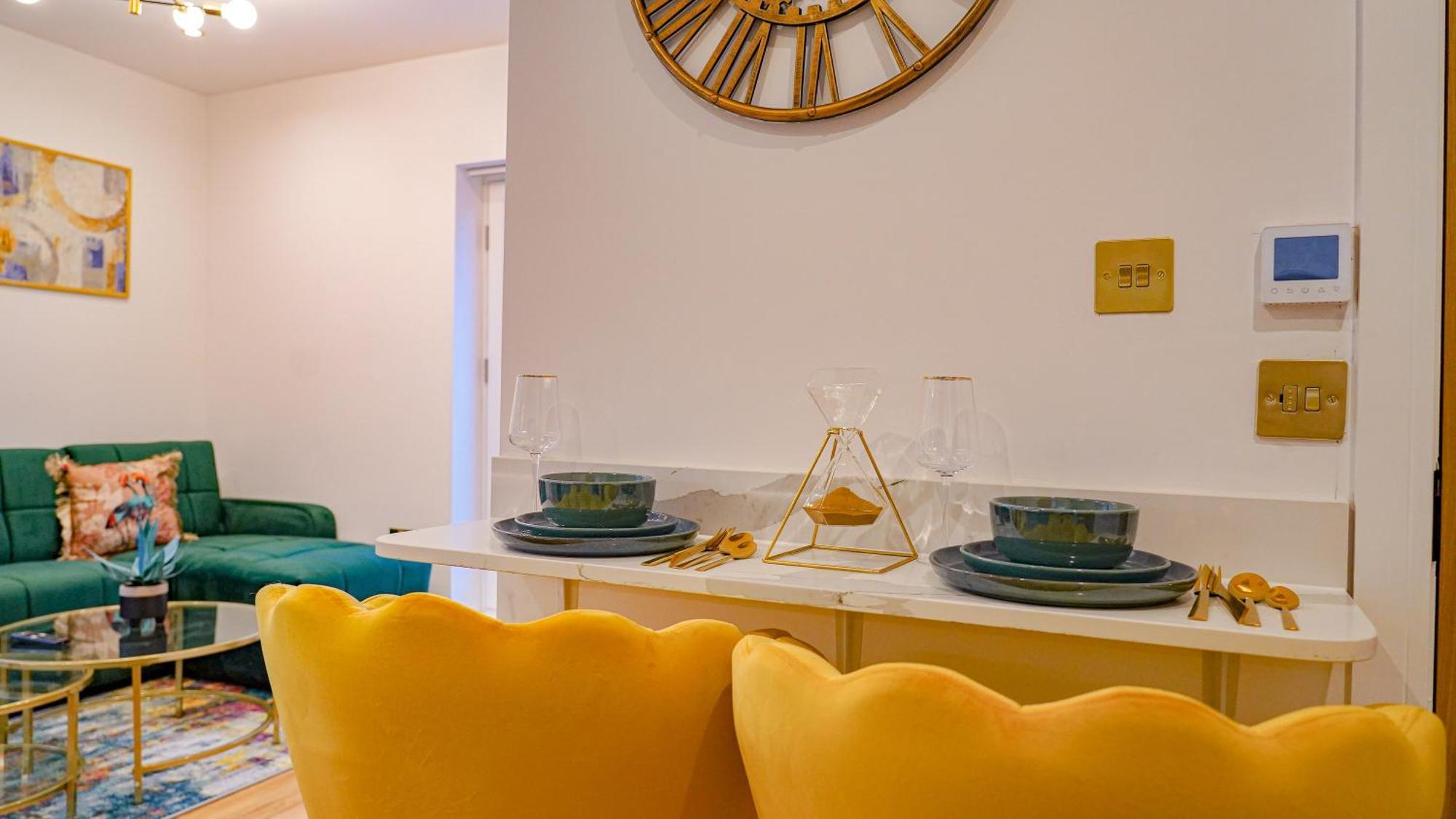 New Luxurious Stunning Block In London