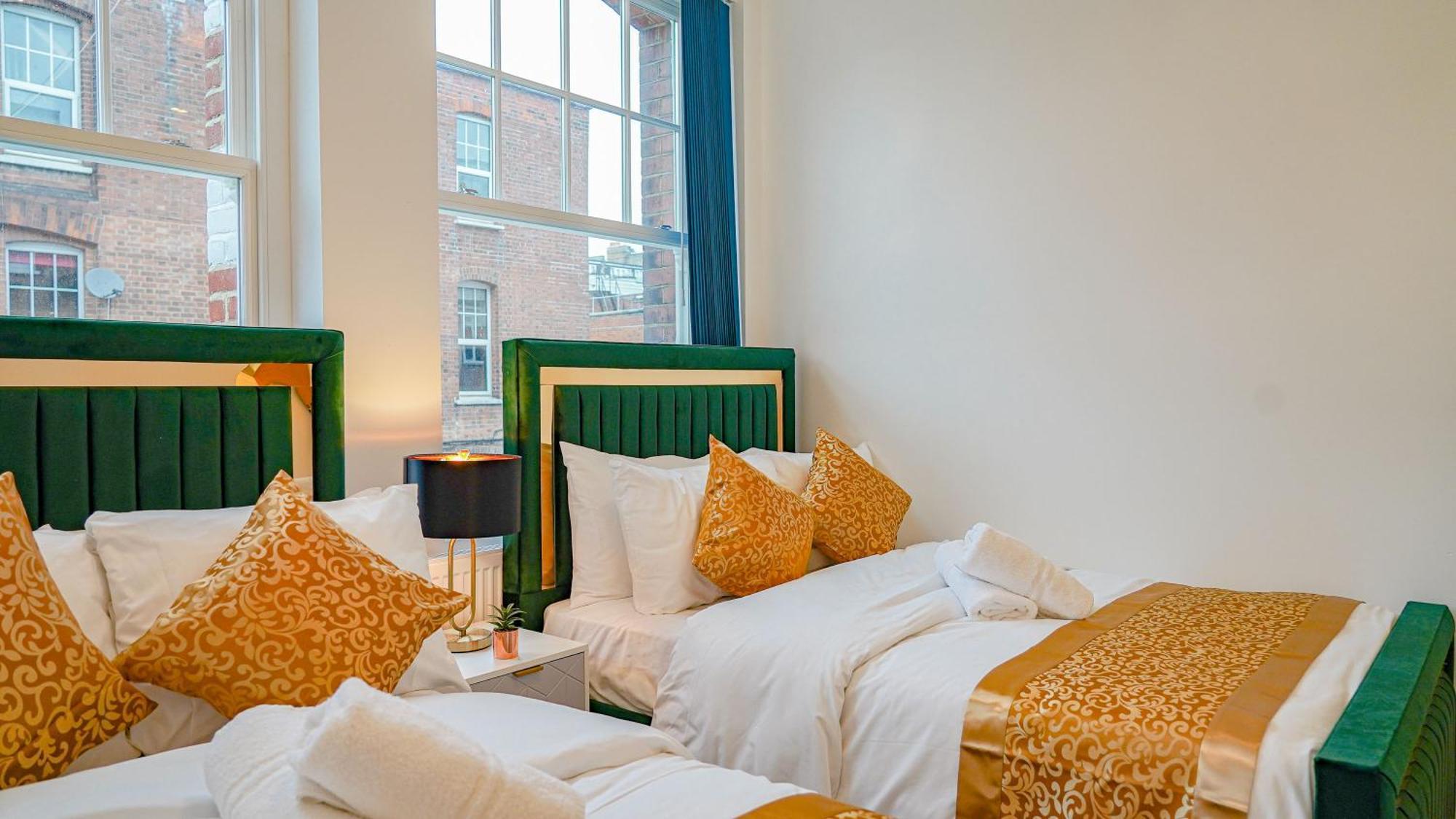 New Luxurious Stunning Block In Apartment
