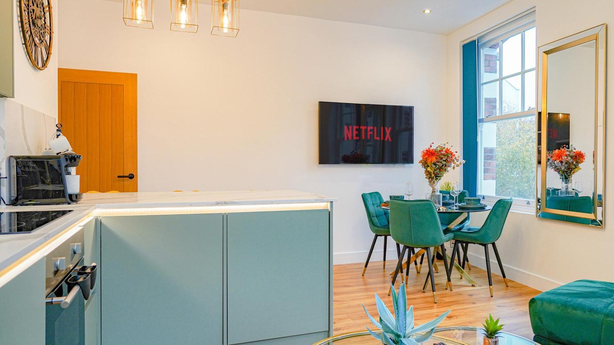 New Luxurious Stunning Block In London