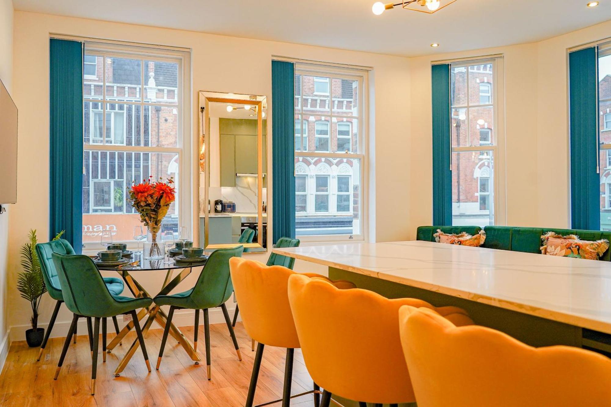 Apartment New Luxurious Stunning Block In