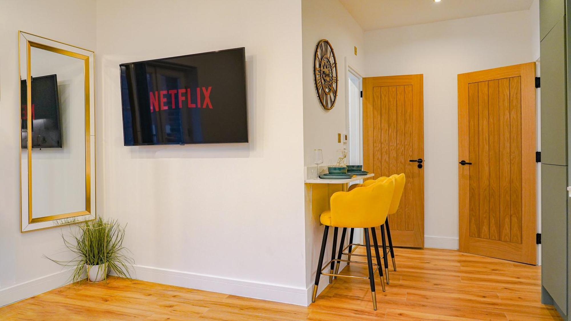 New Luxurious Stunning Block In Apartment London