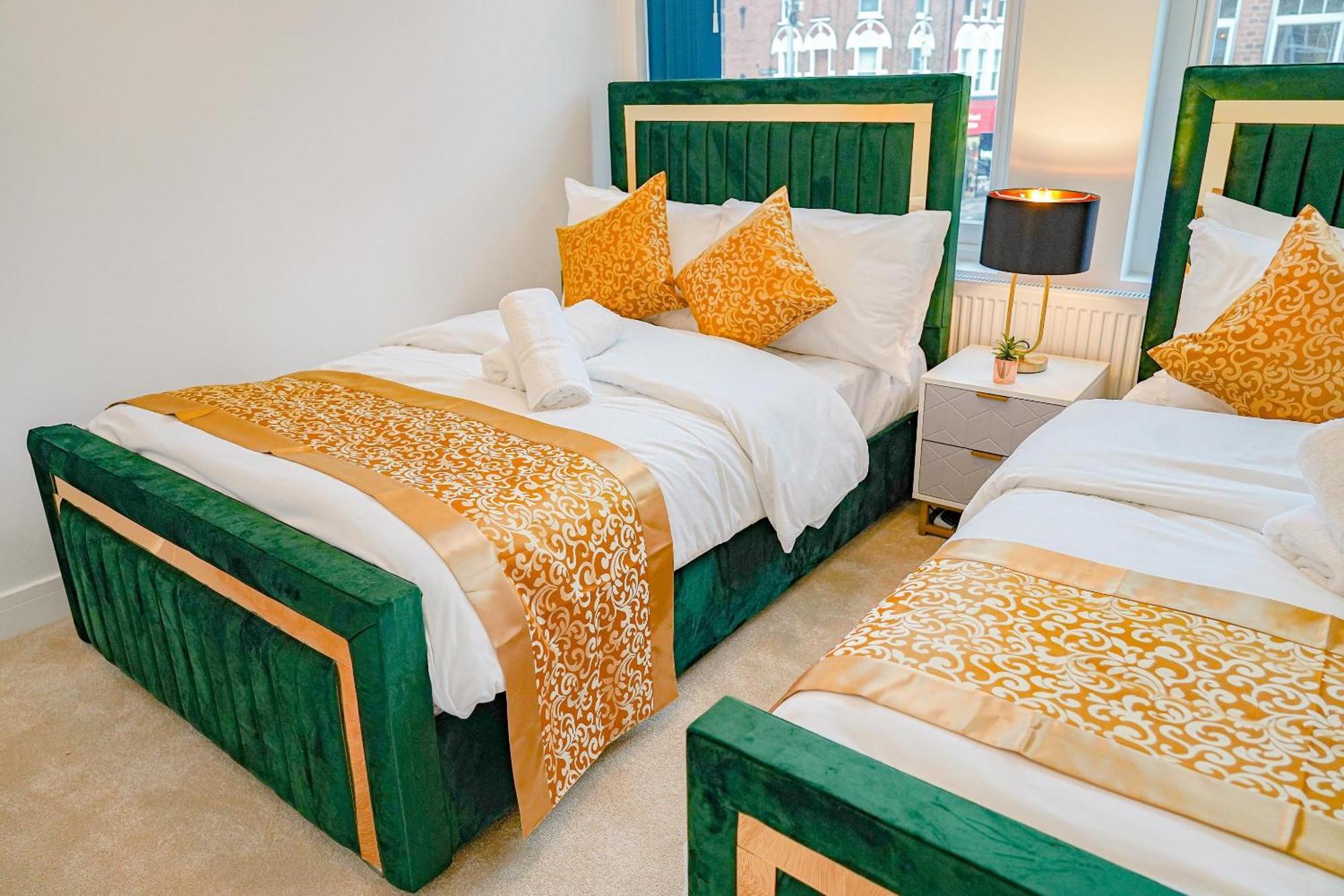 Apartment New Luxurious Stunning Block In *