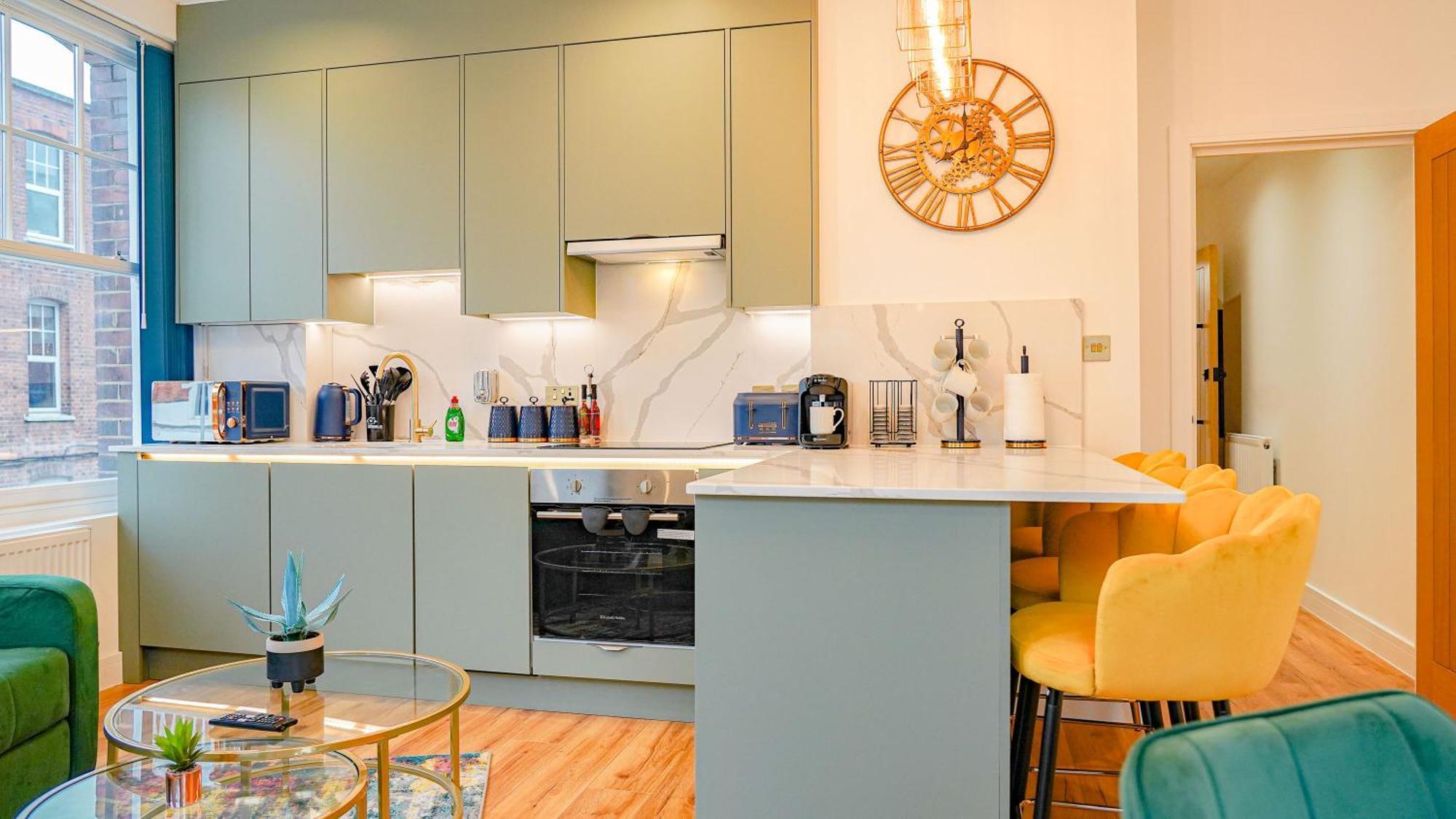 Apartment New Luxurious Stunning Block In