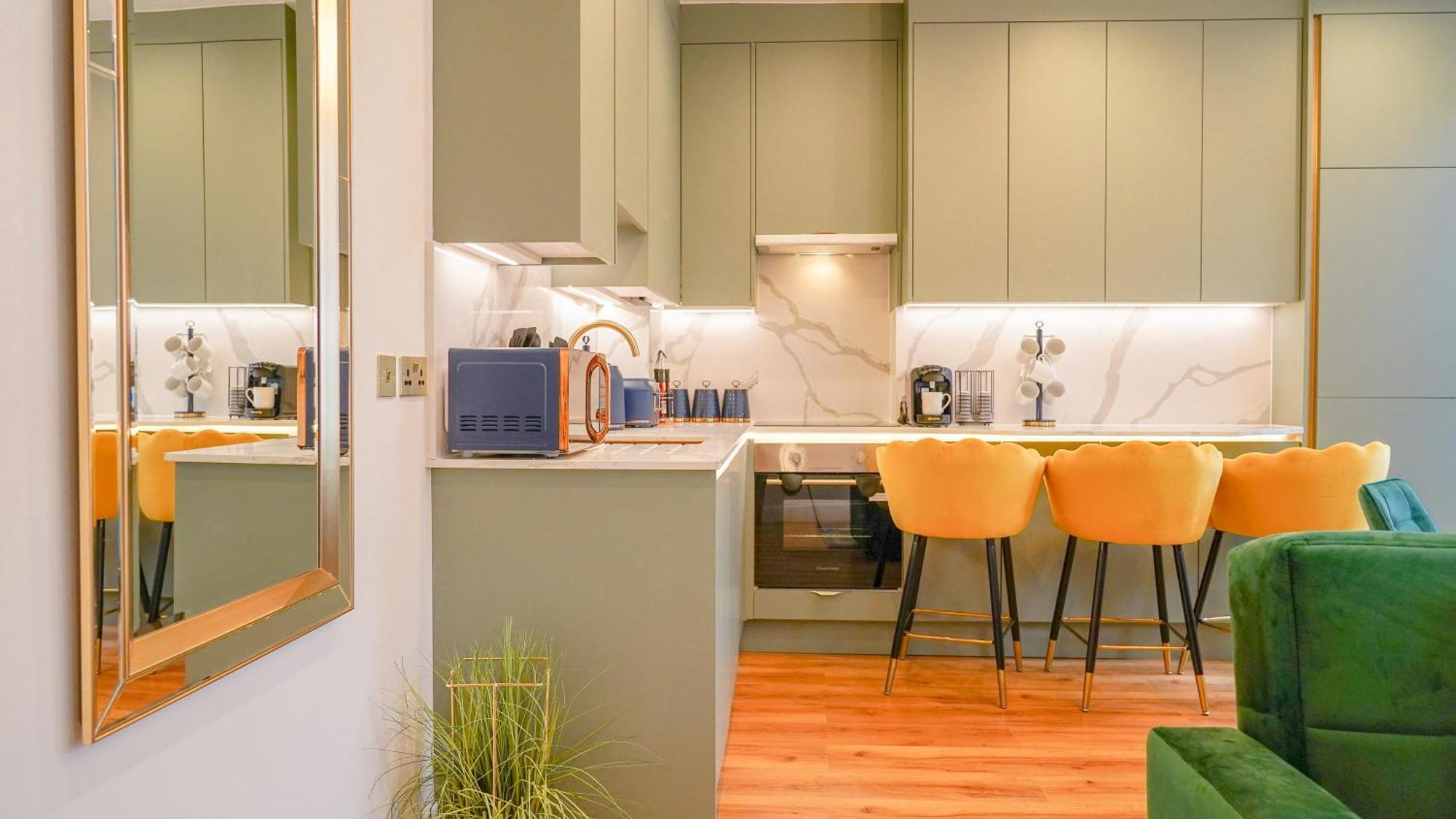 Apartment New Luxurious Stunning Block In *