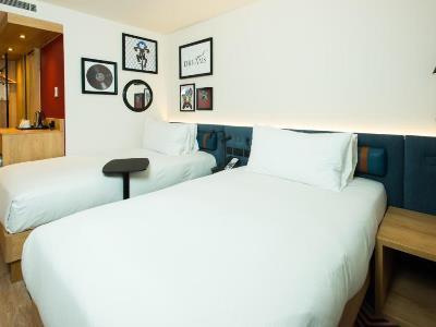 Hampton By Hilton Park Royal Hotel London