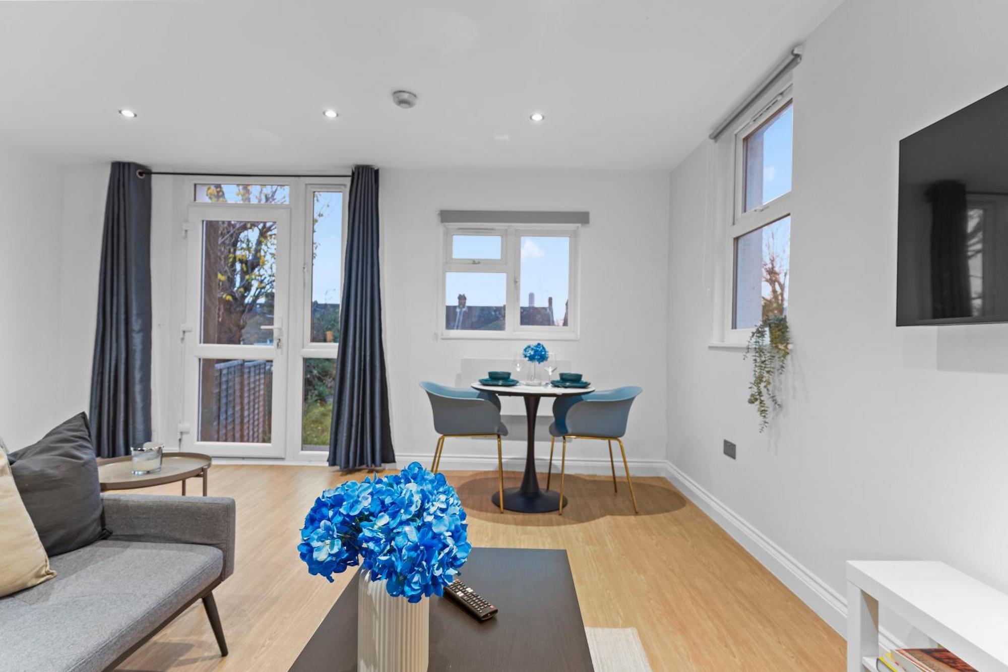 Apartment Modern With Free Wifi