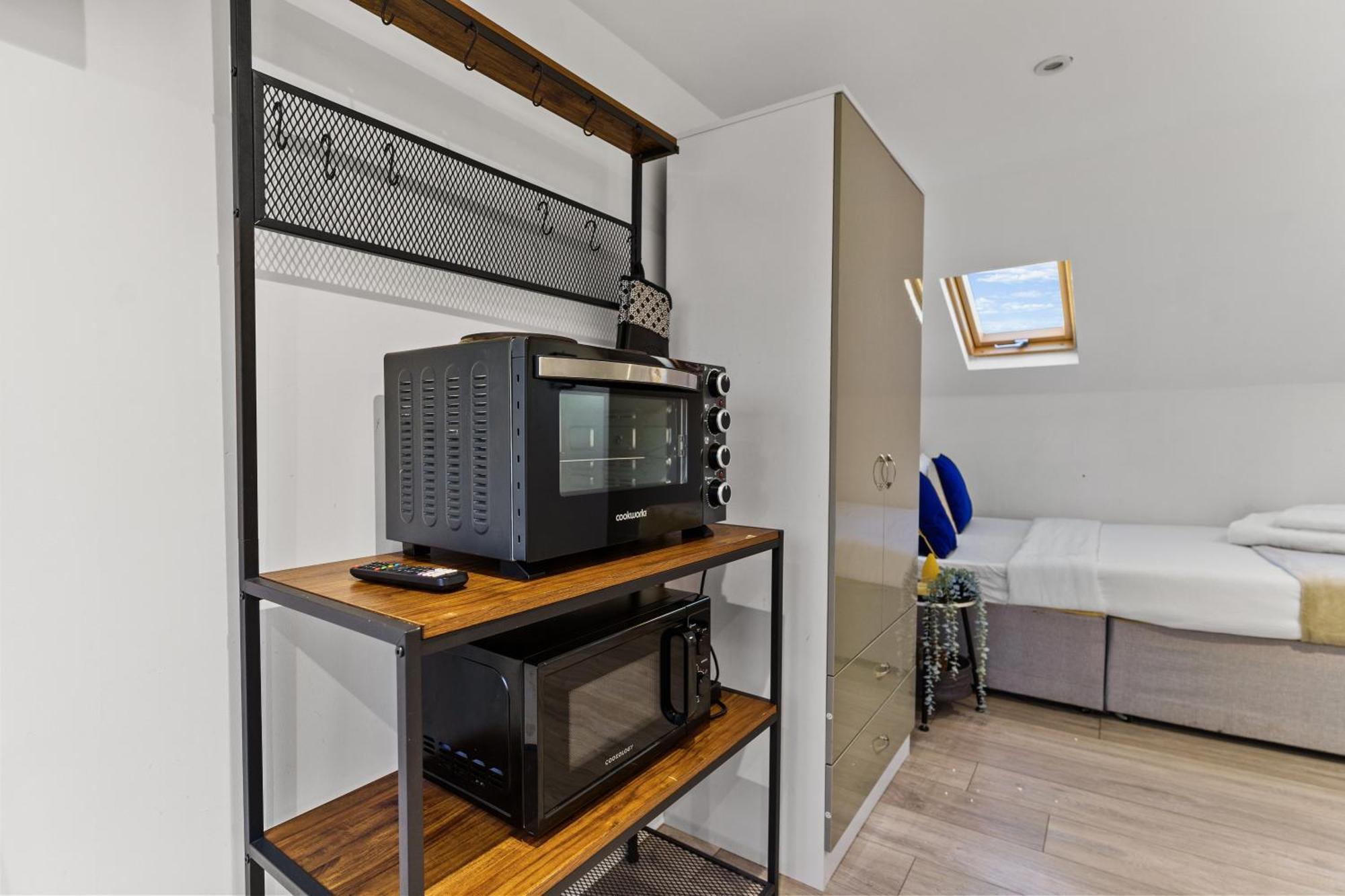 Gasthuis Modern Studio By Livestay Short Lets & Serviced