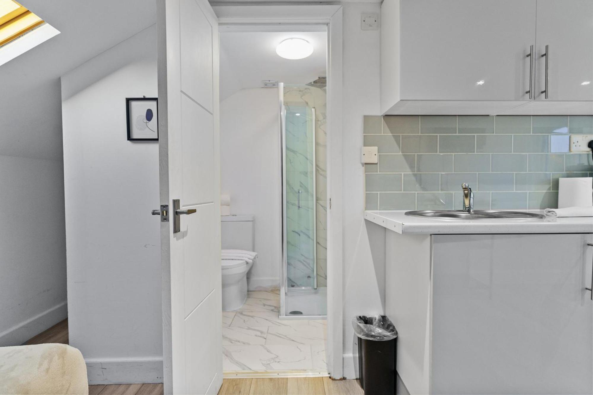Modern Studio By Livestay Short Lets & Serviced Gasthuis *