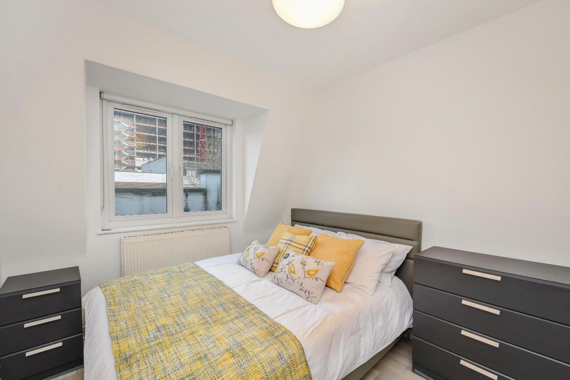 Apartment 2 Bed Apartment- Finsbury Park Station C