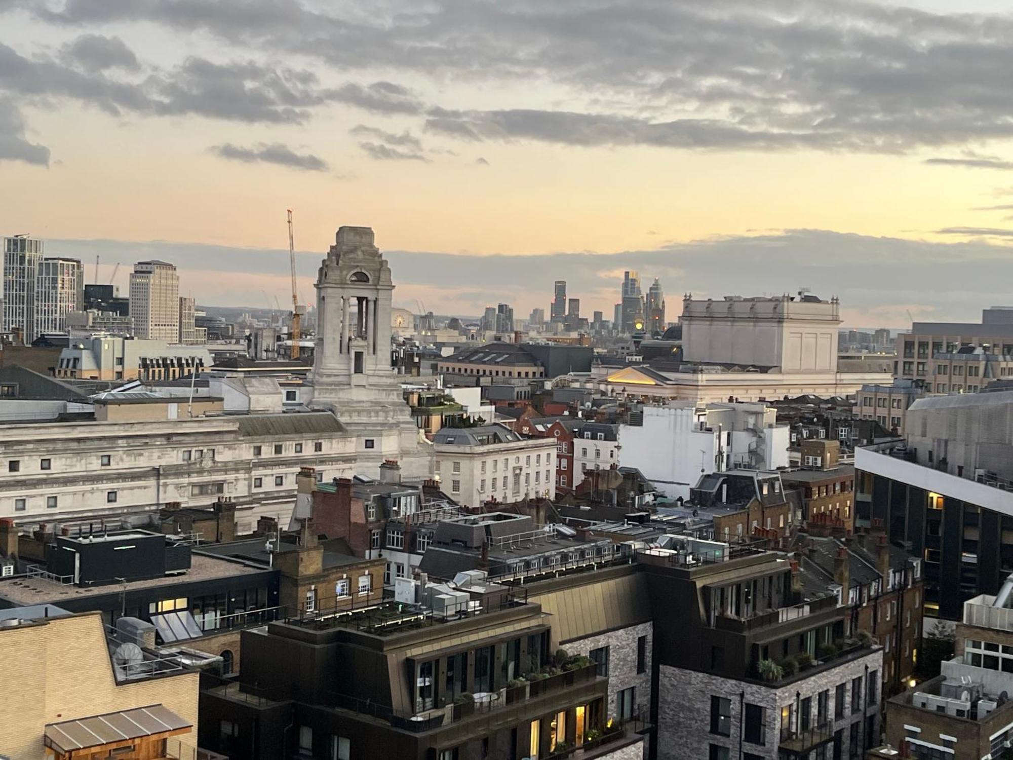 2 Bed Ap Covent Garden * London