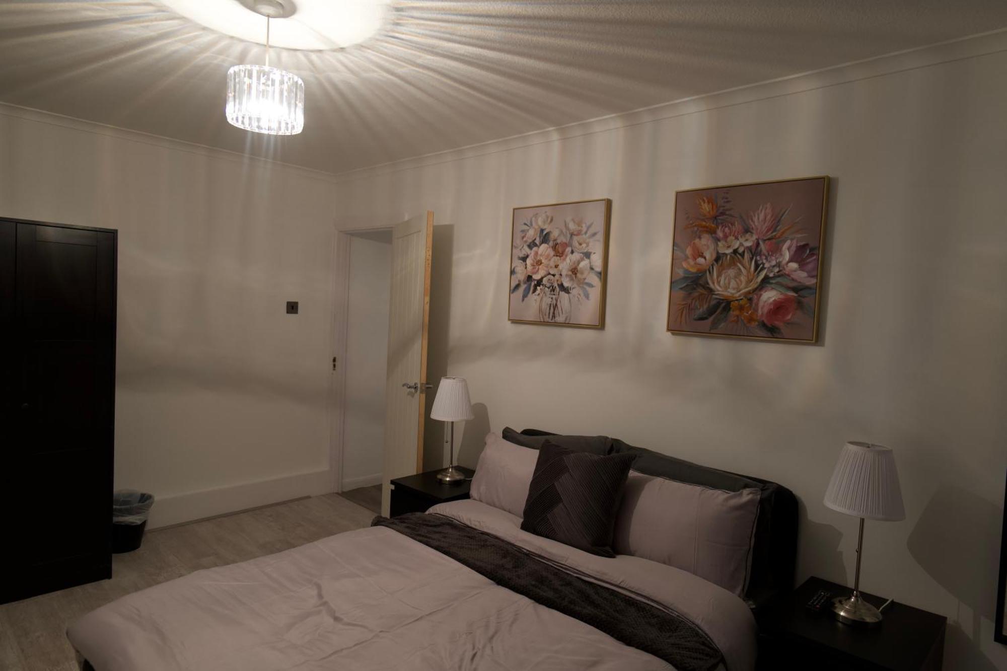 Luxury Wimbledon 2bed Leilighet London