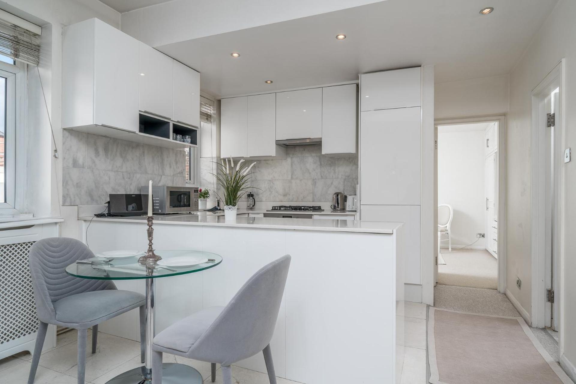 Apartment Modern & Elegant Chelsea Apartment, Prime Location, Near Harrods, Knightsbridge & Imperial College *