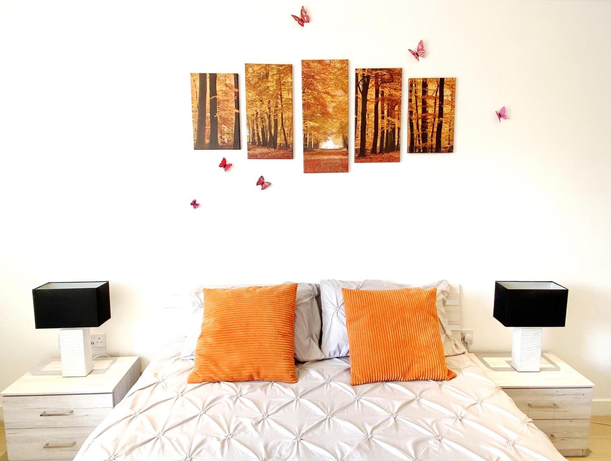Homestay A Brand New Flat With 3 Bedrooms & 3 Baths In Zone 1 Angel For Max 9 Ppl