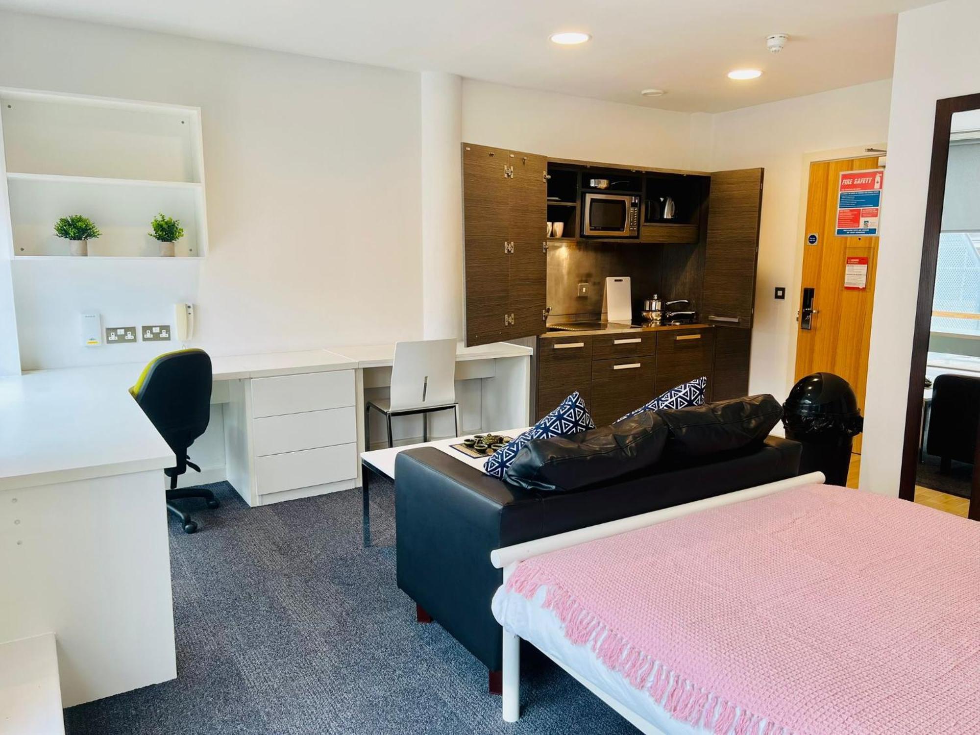 Stuhomes - Arundel House Apartment *