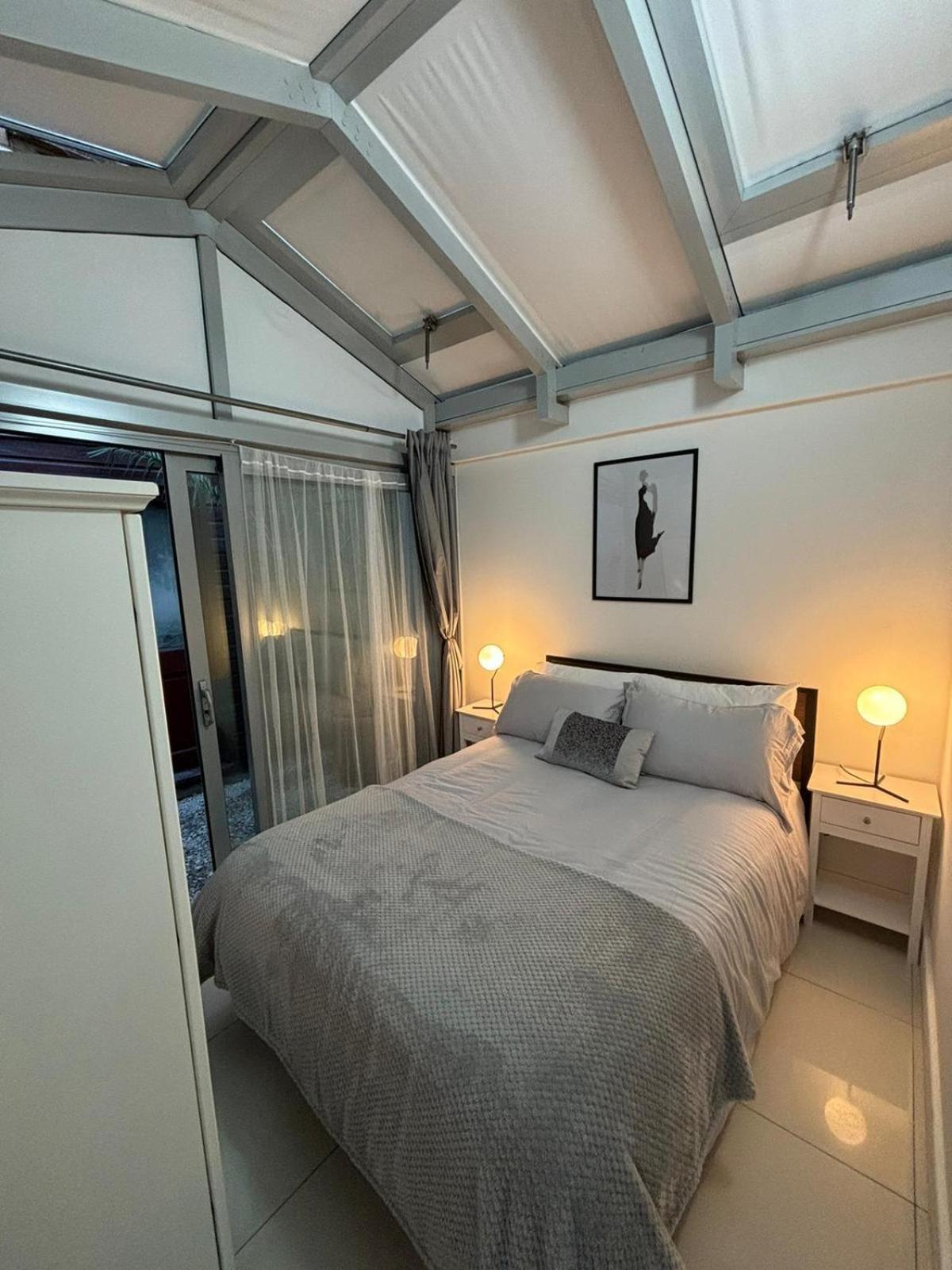 Modern Central Flat In Angel Londen