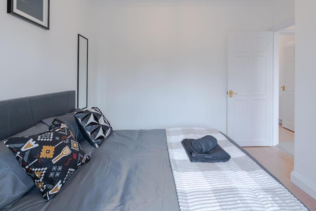 Apartment Putney Haven 3bd 2 Bath Sleeps 8