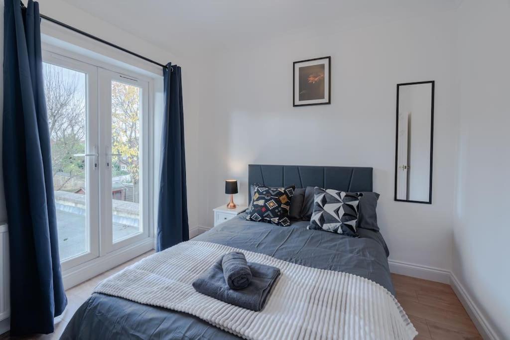Putney Haven 3bd 2 Bath Sleeps 8 * London
