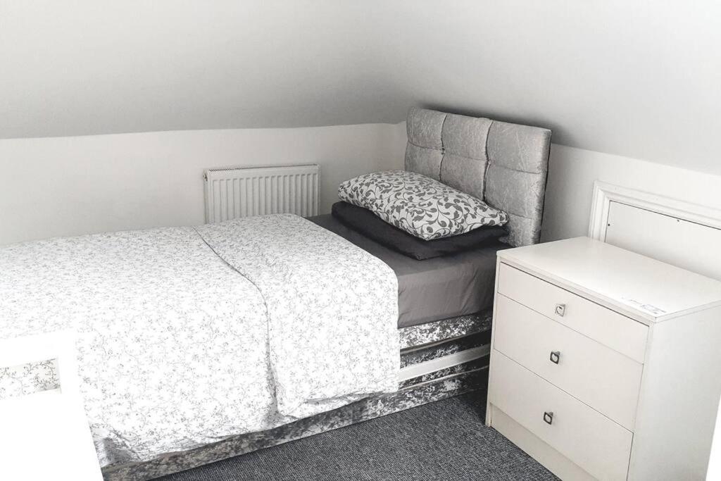Apartamento Near Alexandra Palace, *