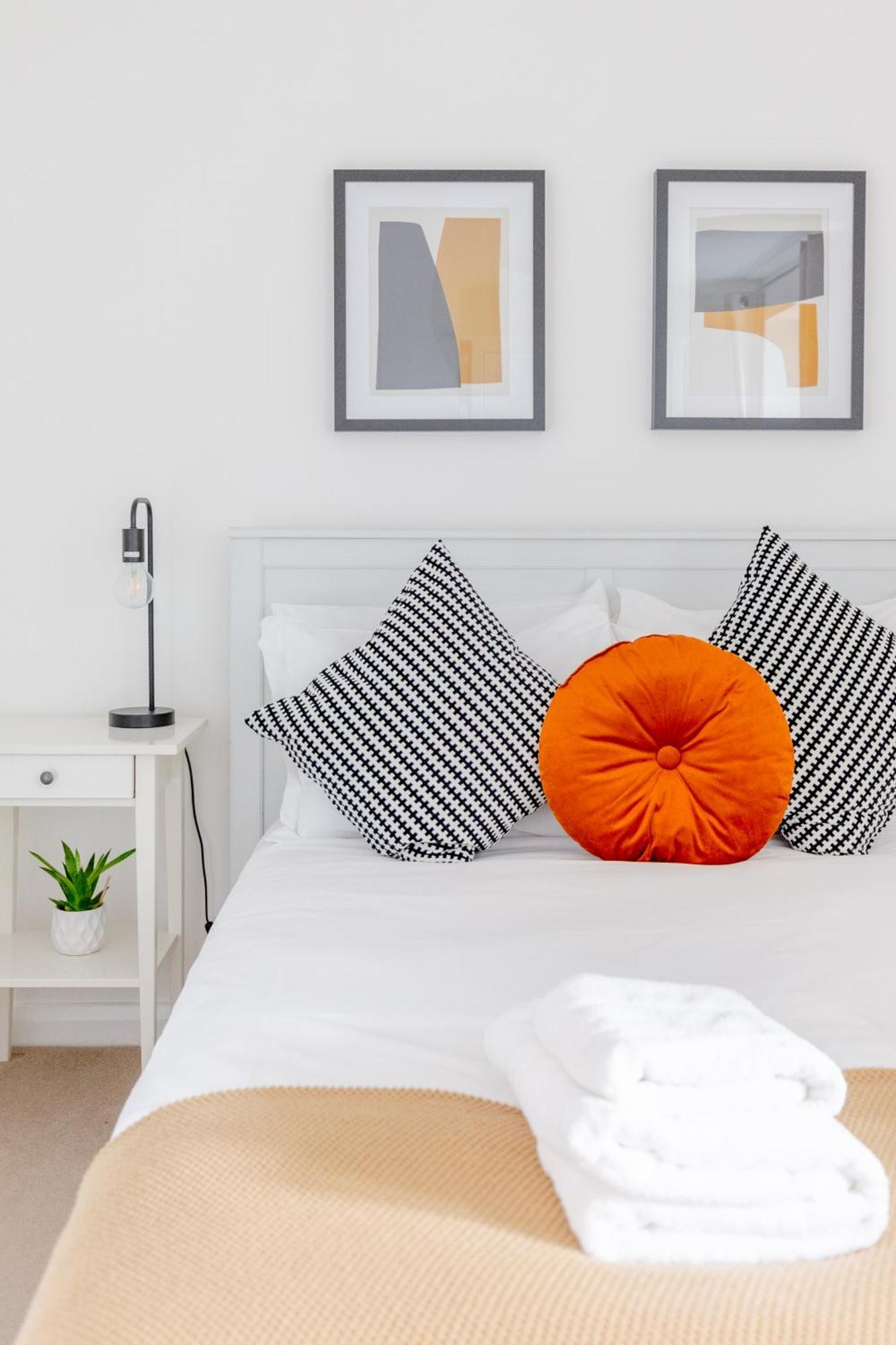 Modern & Ideally Located 2bd Flat Heart Of Dalston * London