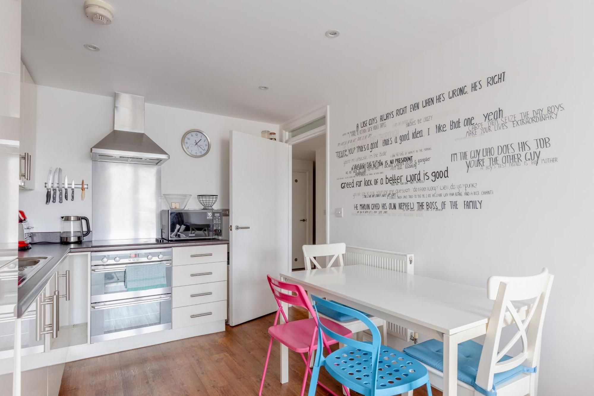 Modern & Ideally Located 2bd Flat Heart Of Dalston Apartment *