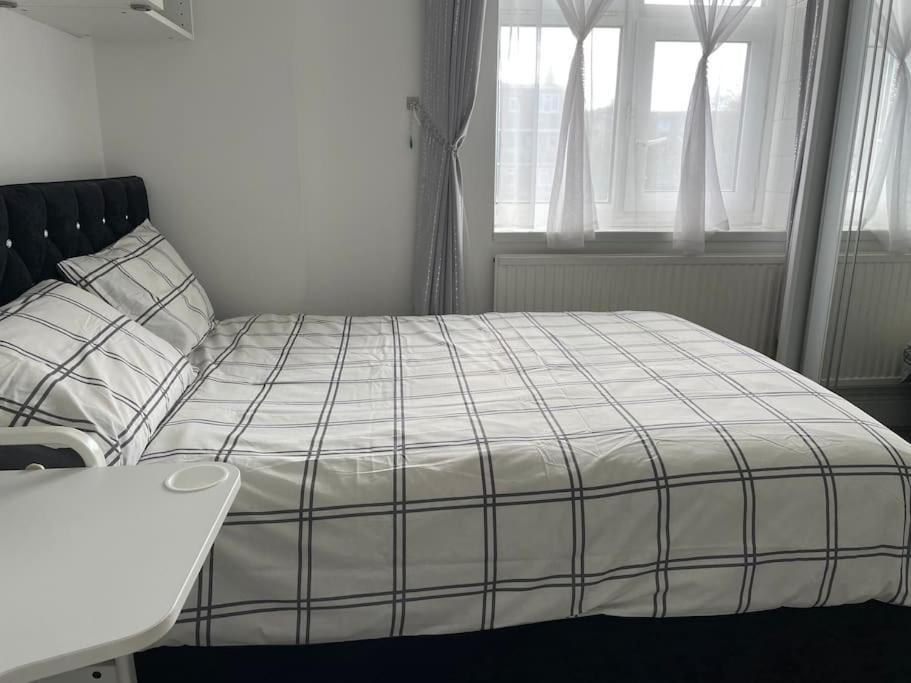 Apartment Lovely Comfortable Near Canarywhaflondoncity