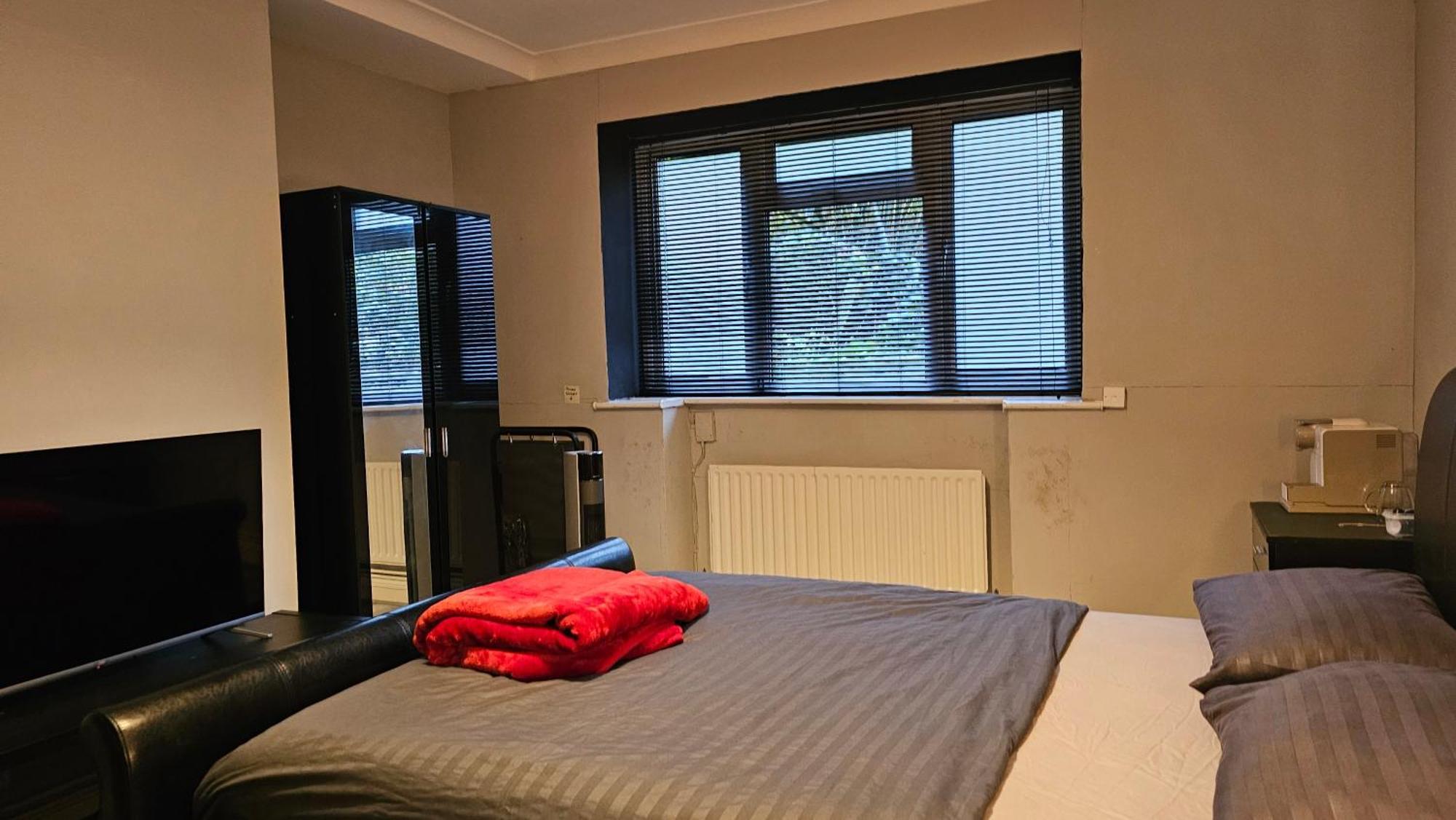 33 Camden Square - Double