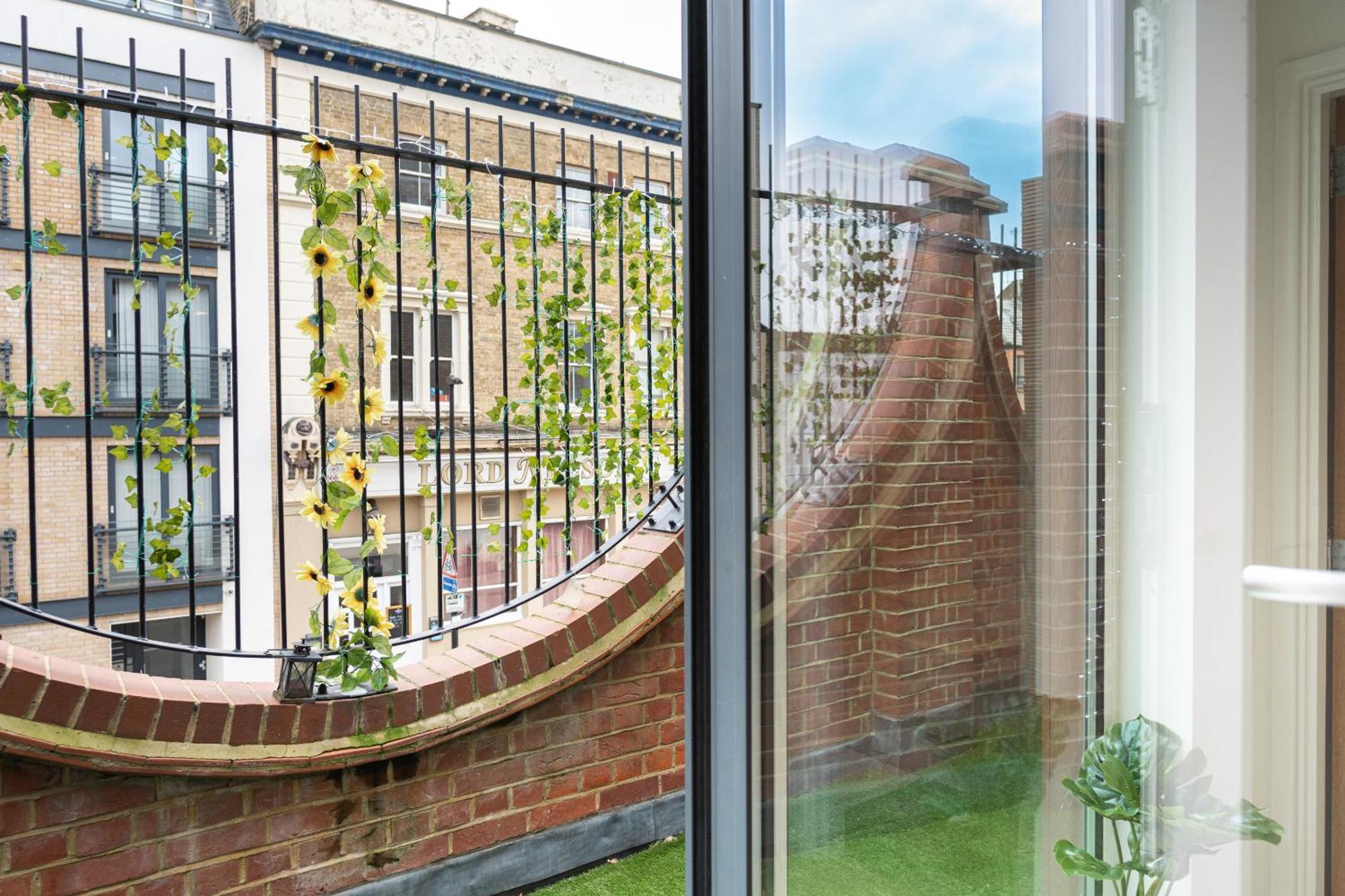 Bartlett House With Terrace Near Greenwich Feriehus